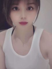少女胸小姐姐