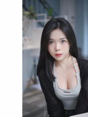桂林妹妹小舌头舔遍全身口爆了